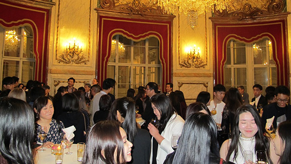 Treffen der Hongkonger in Wien