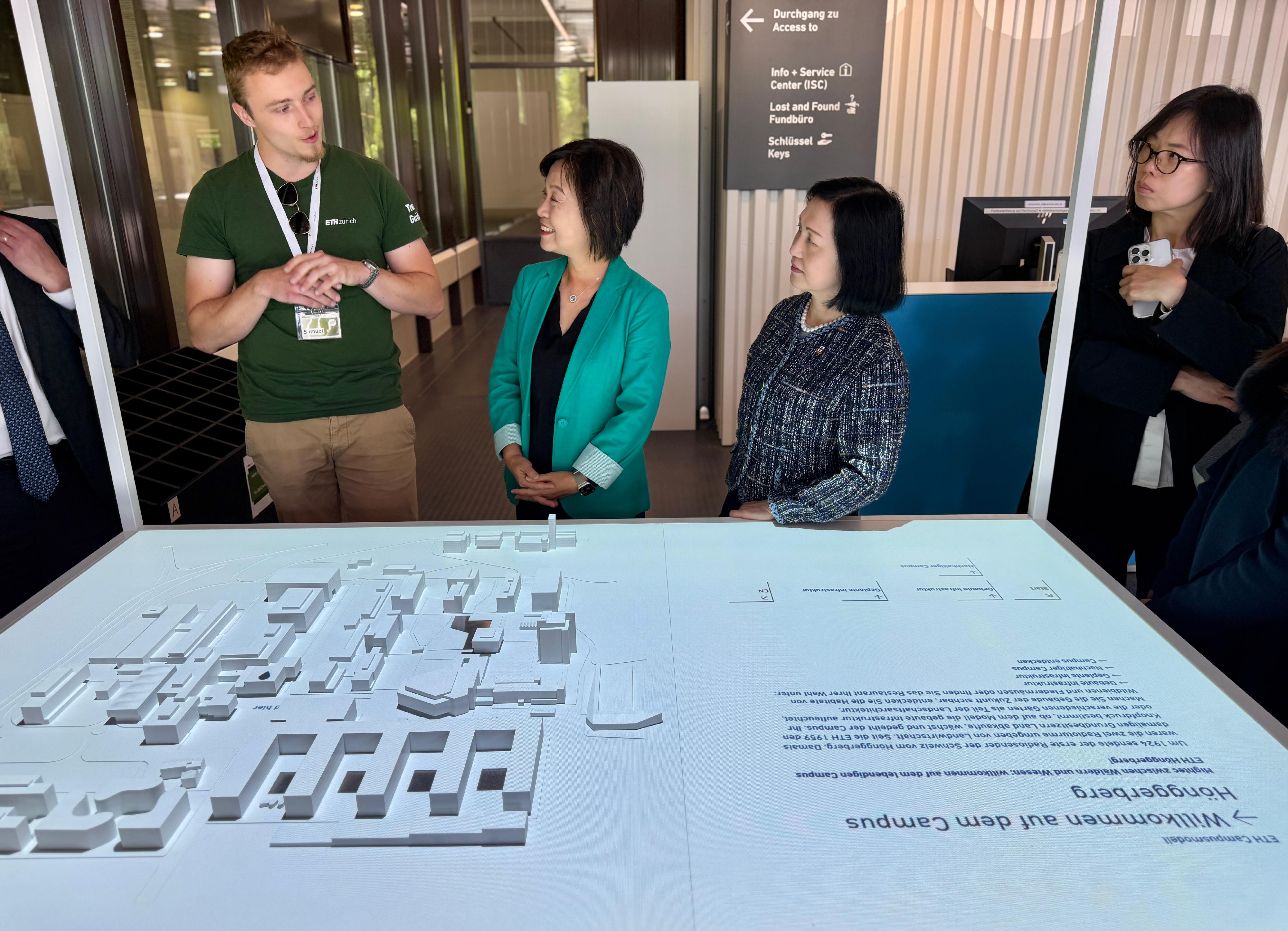newsletter photo