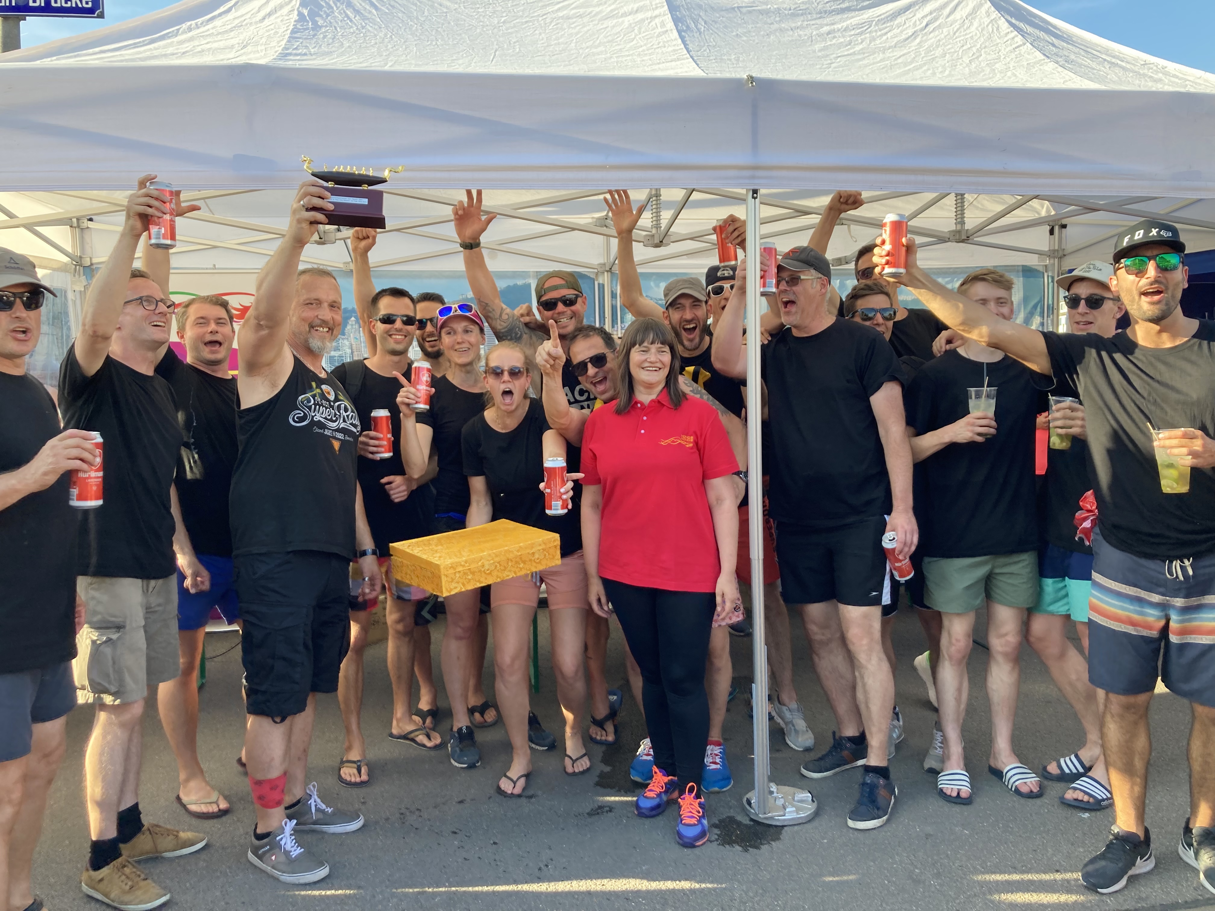 Ms Stephanie Pall, Head of Public Relations of HKETO Berlin, at the prize presentation ceremony of the dragon boat race at Züri Fäscht in Zurich, Switzerland, on July 8 (Zurich time).