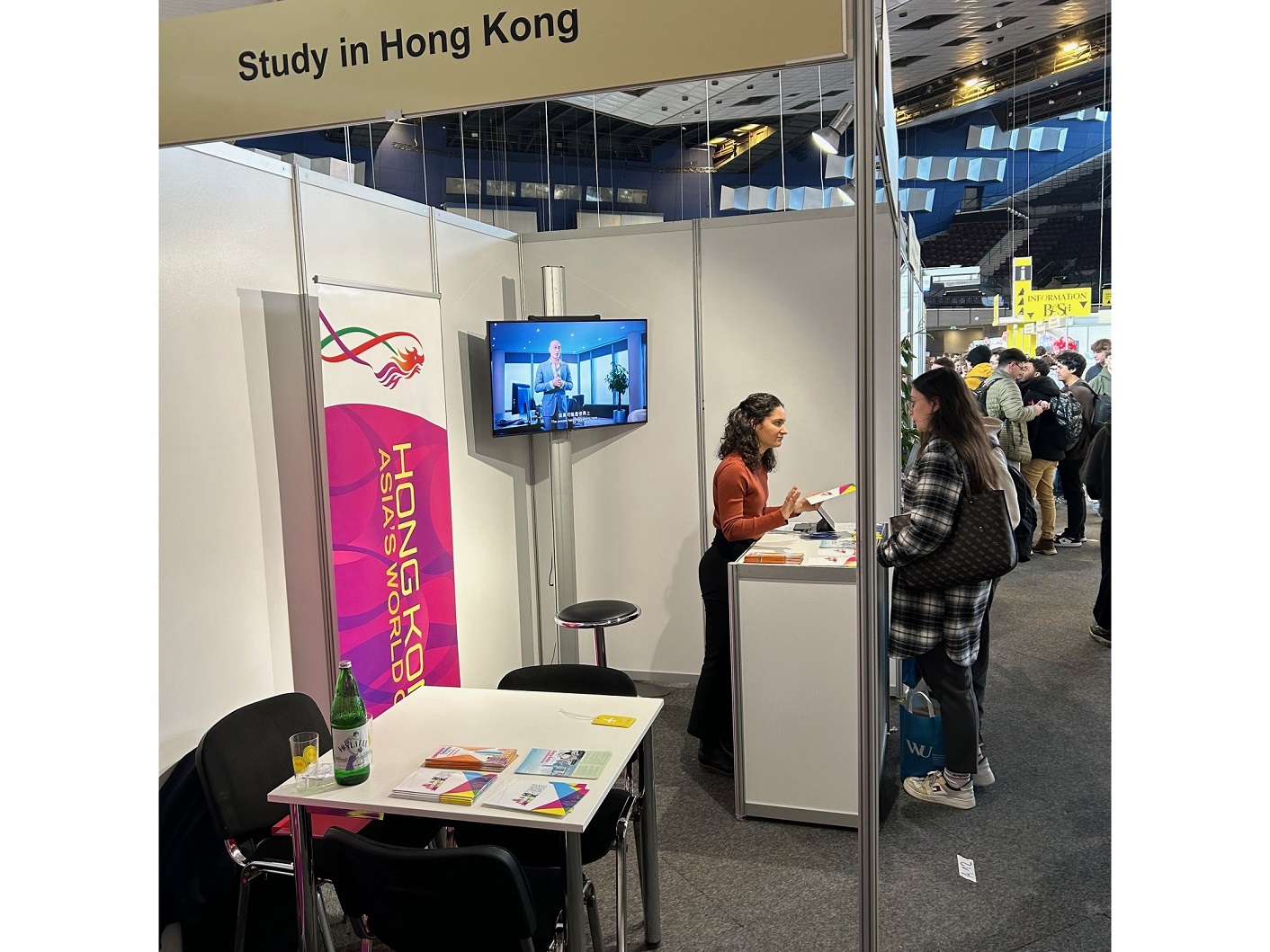HKETO Berlin hosted a booth at the Austrian education fair BeSt Vienna, which ran from March 7 to 10 (Vienna time), to introduce study opportunities in Hong Kong.