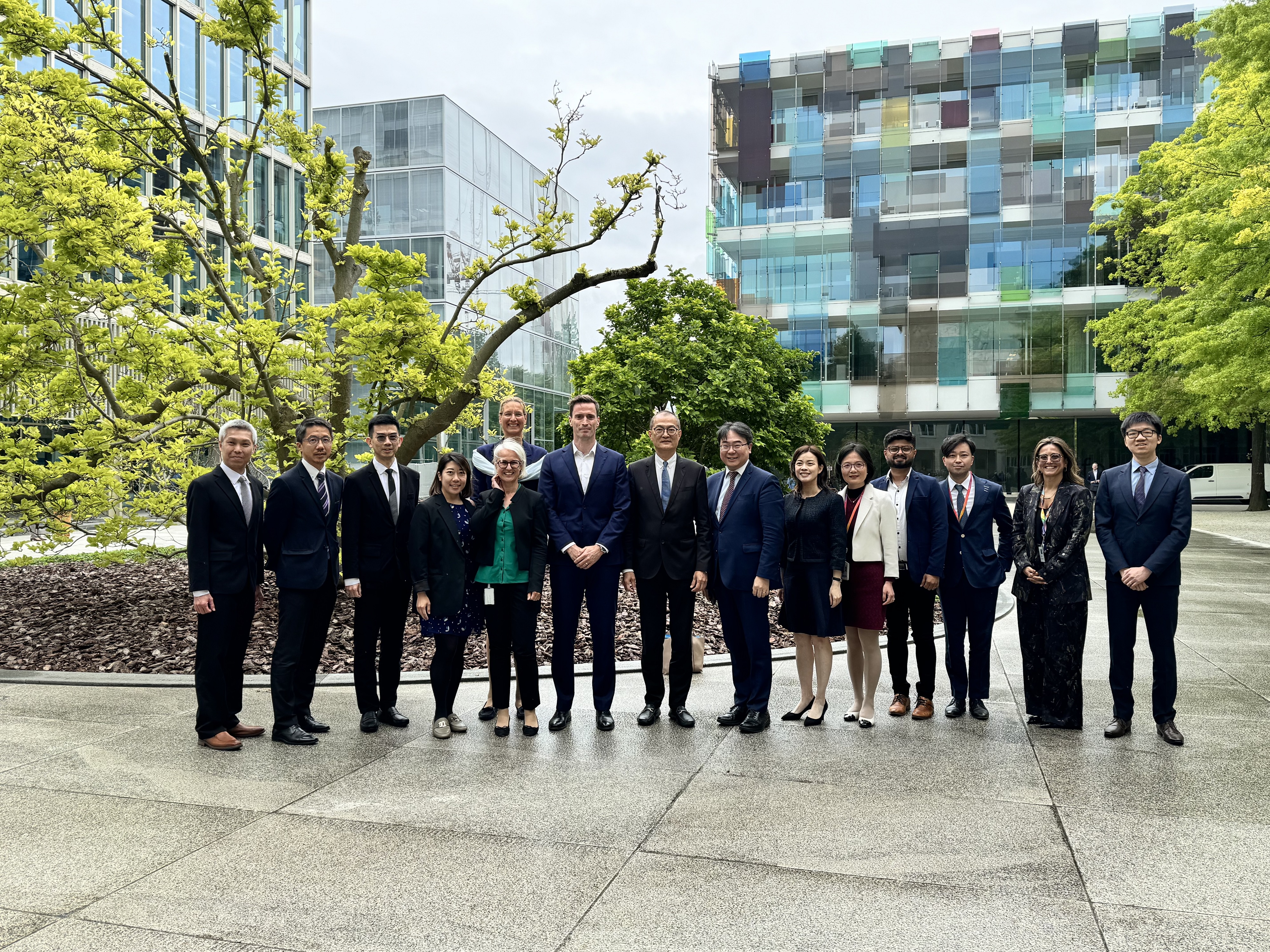 Secretary for Health commences visit to Switzerland